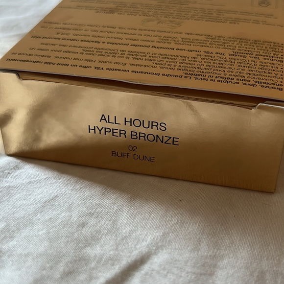 YSL  All Hours 24H Hyper Sunkissed Glow Bronzer - Picture 9 of 10